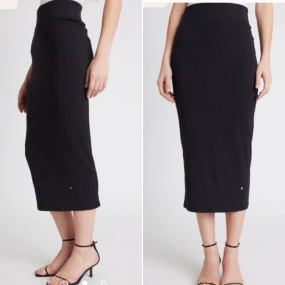 🆕 KIT & ACE Happy Skirt in Charcoal Black